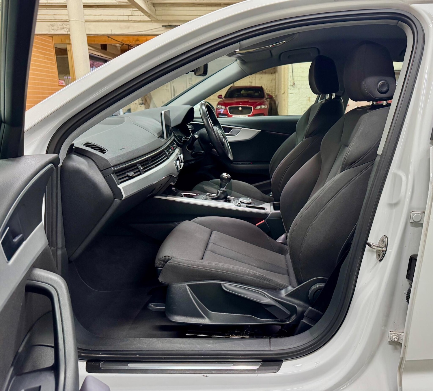 Used Audi A4 2016 for sale - 76853598: Photo 17