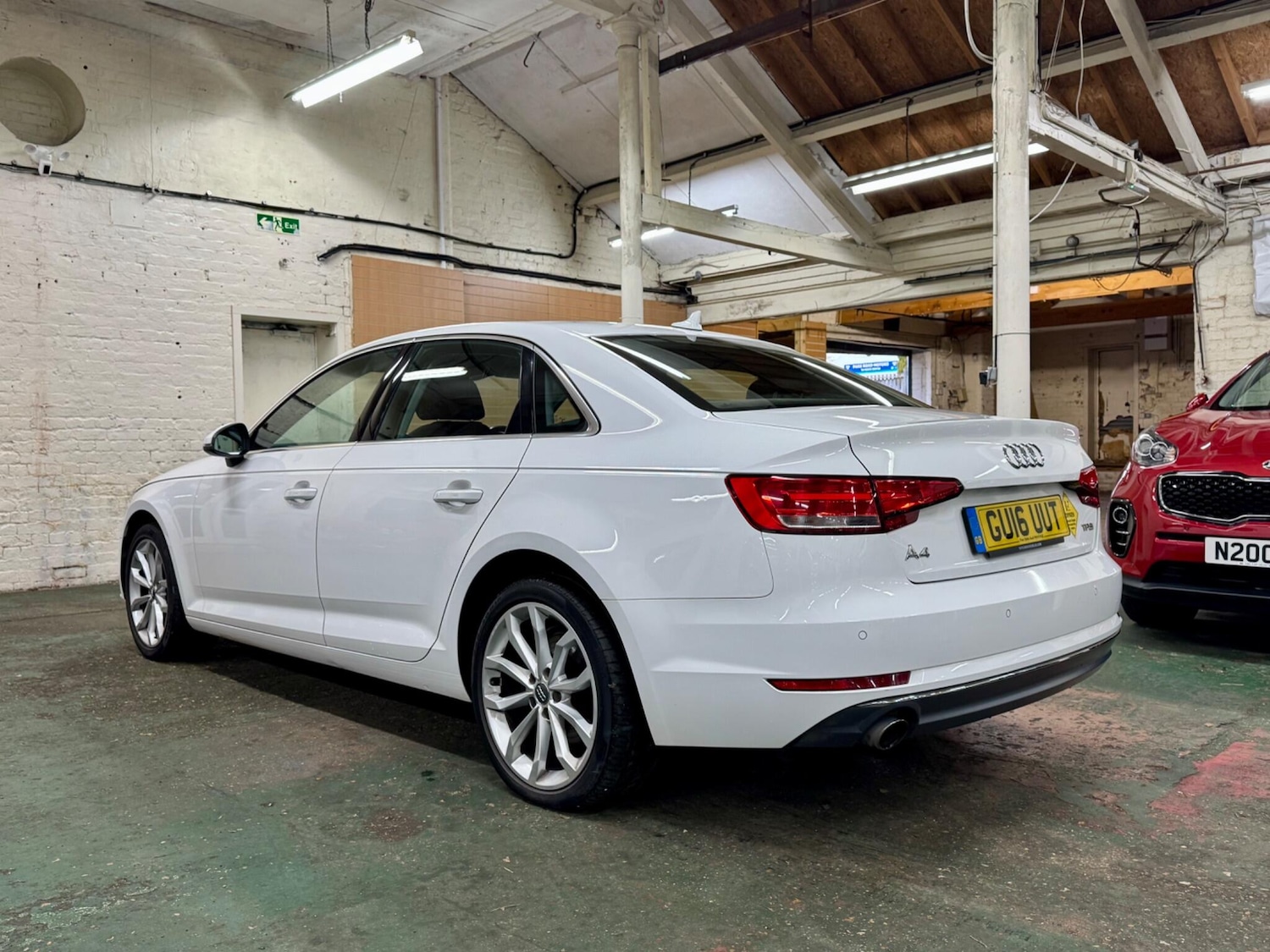 Used Audi A4 2016 for sale - 76853598: Photo 6