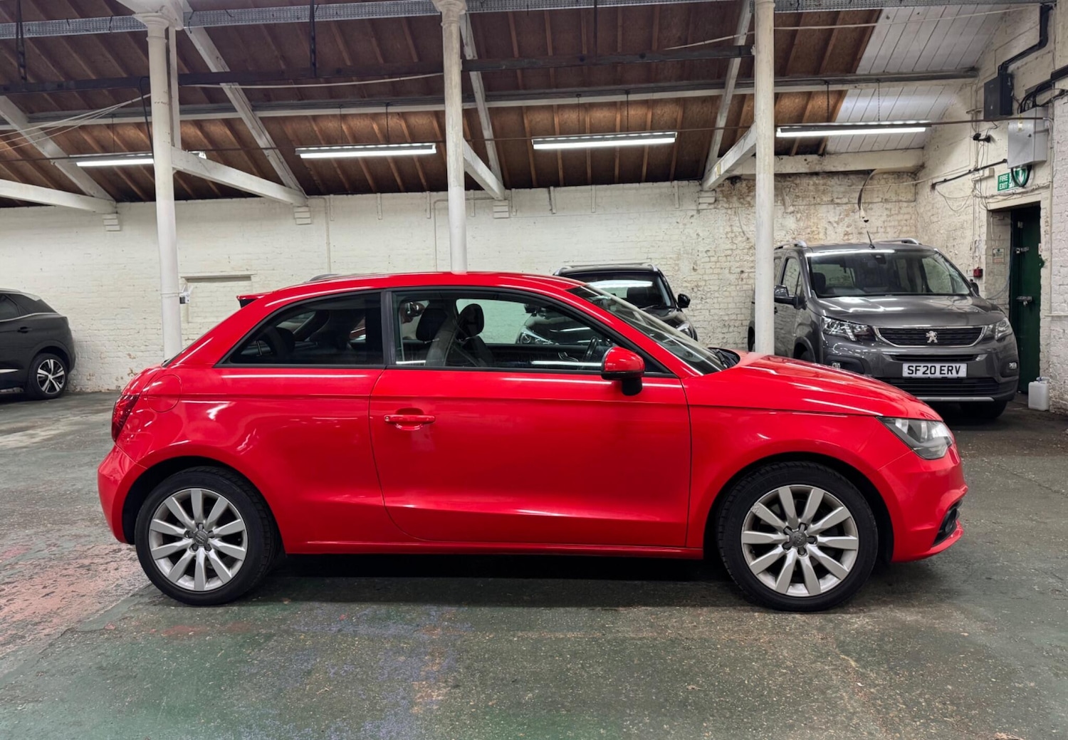 Used Audi A1 2014 for sale - 76690900: Photo 10