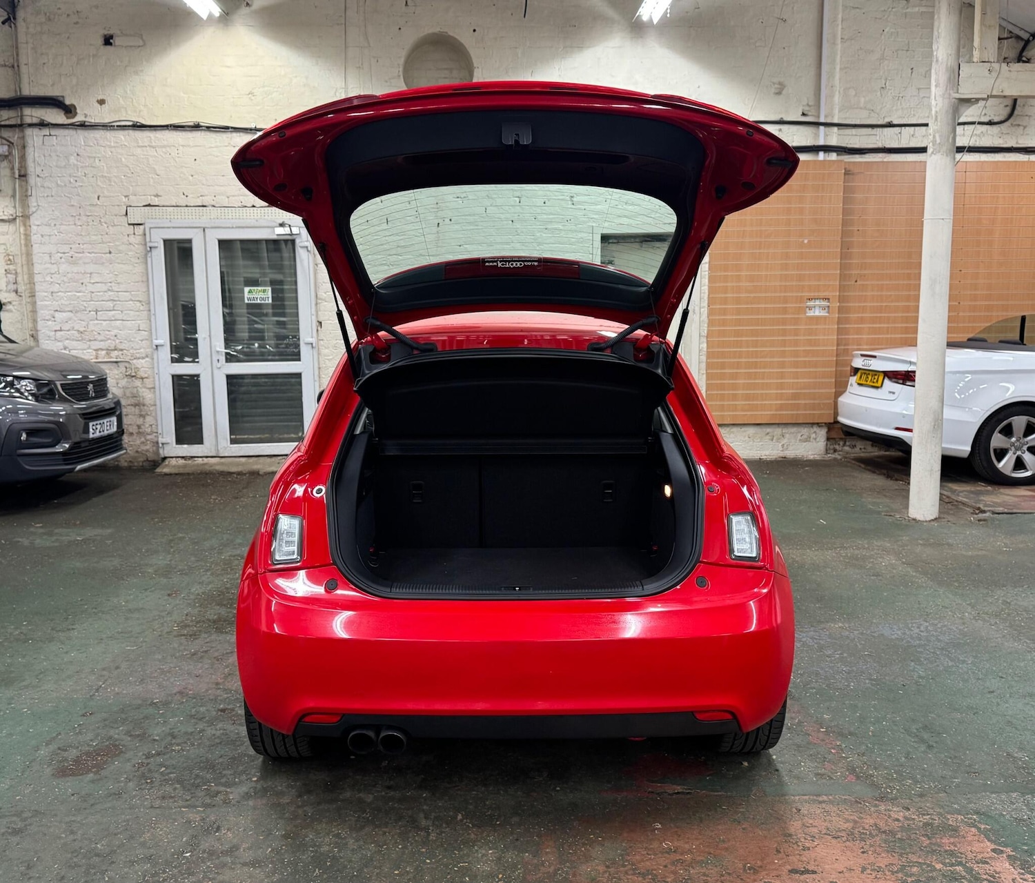 Used Audi A1 2014 for sale - 76690900: Photo 8