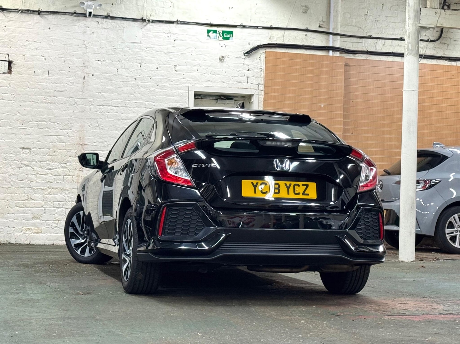 Used Honda Civic 2018 for sale - 76690913: Photo 11