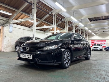 Used Honda Civic 2018 for sale - 76690913: Photo