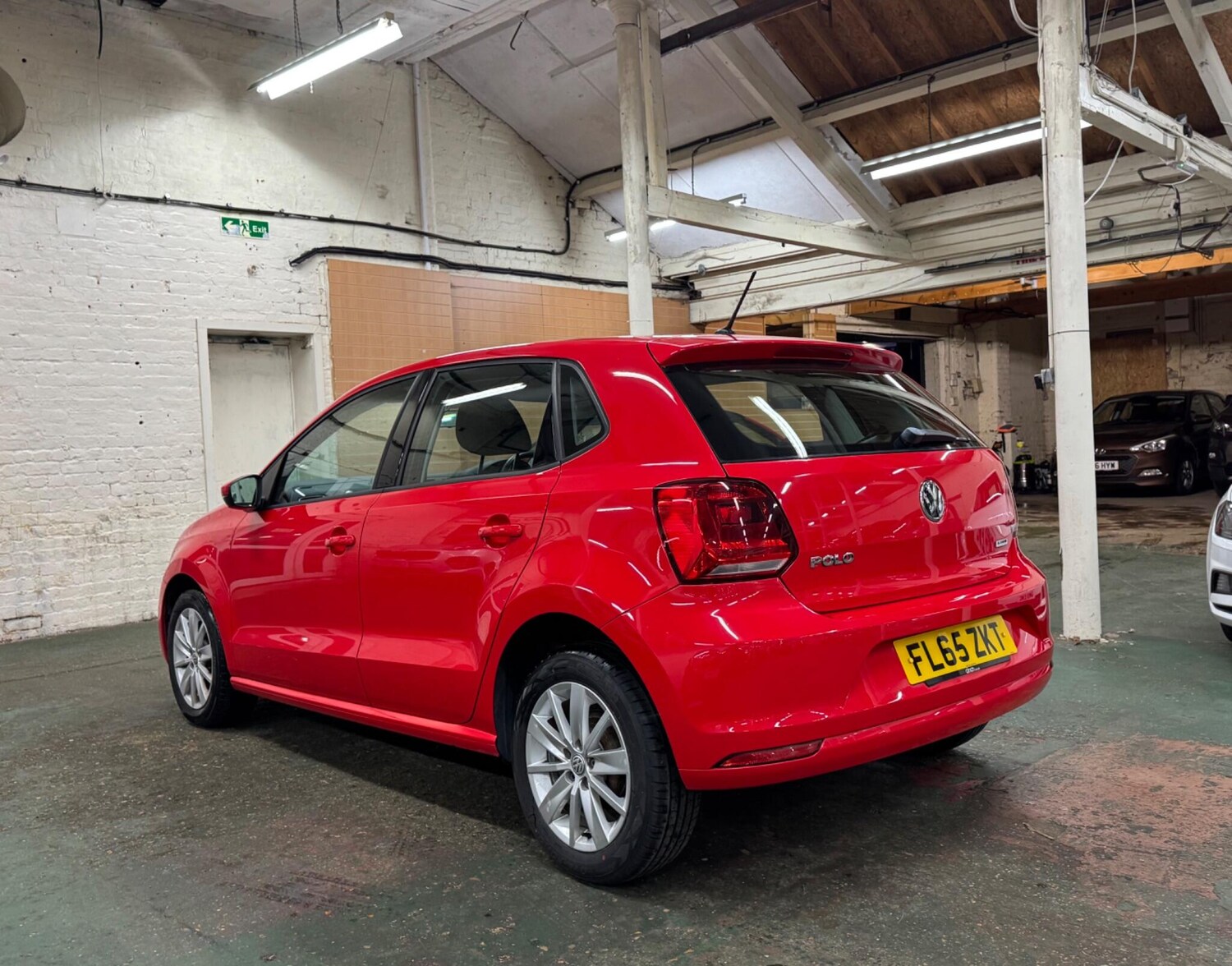 Used Volkswagen Polo 2015 for sale - 77552494: Photo 6