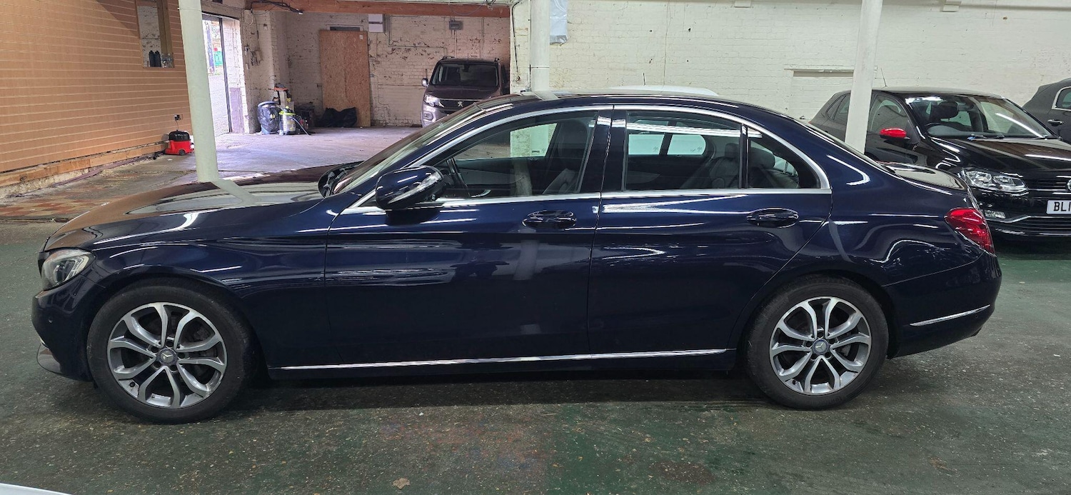 Used Mercedes-Benz C Class 2015 for sale - 77715567: Photo 10