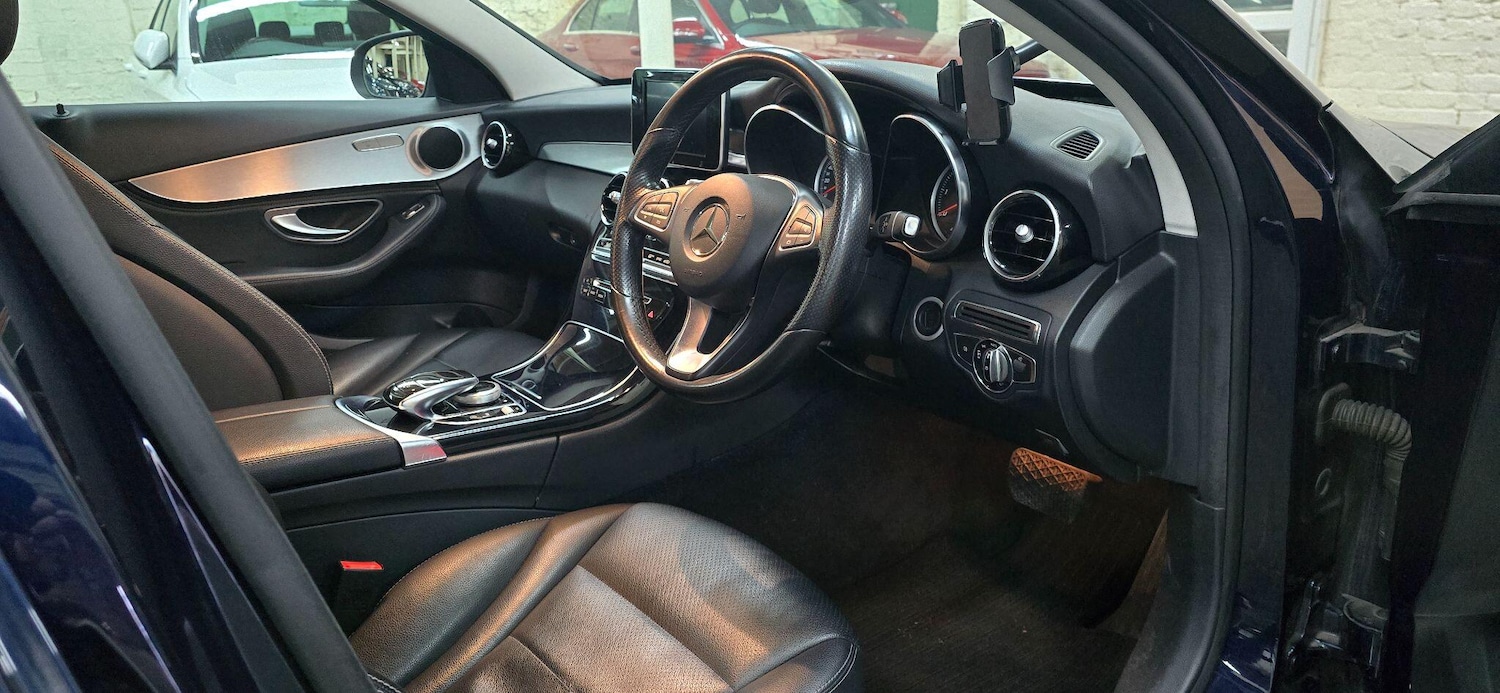 Used Mercedes-Benz C Class 2015 for sale - 77715567: Photo 19