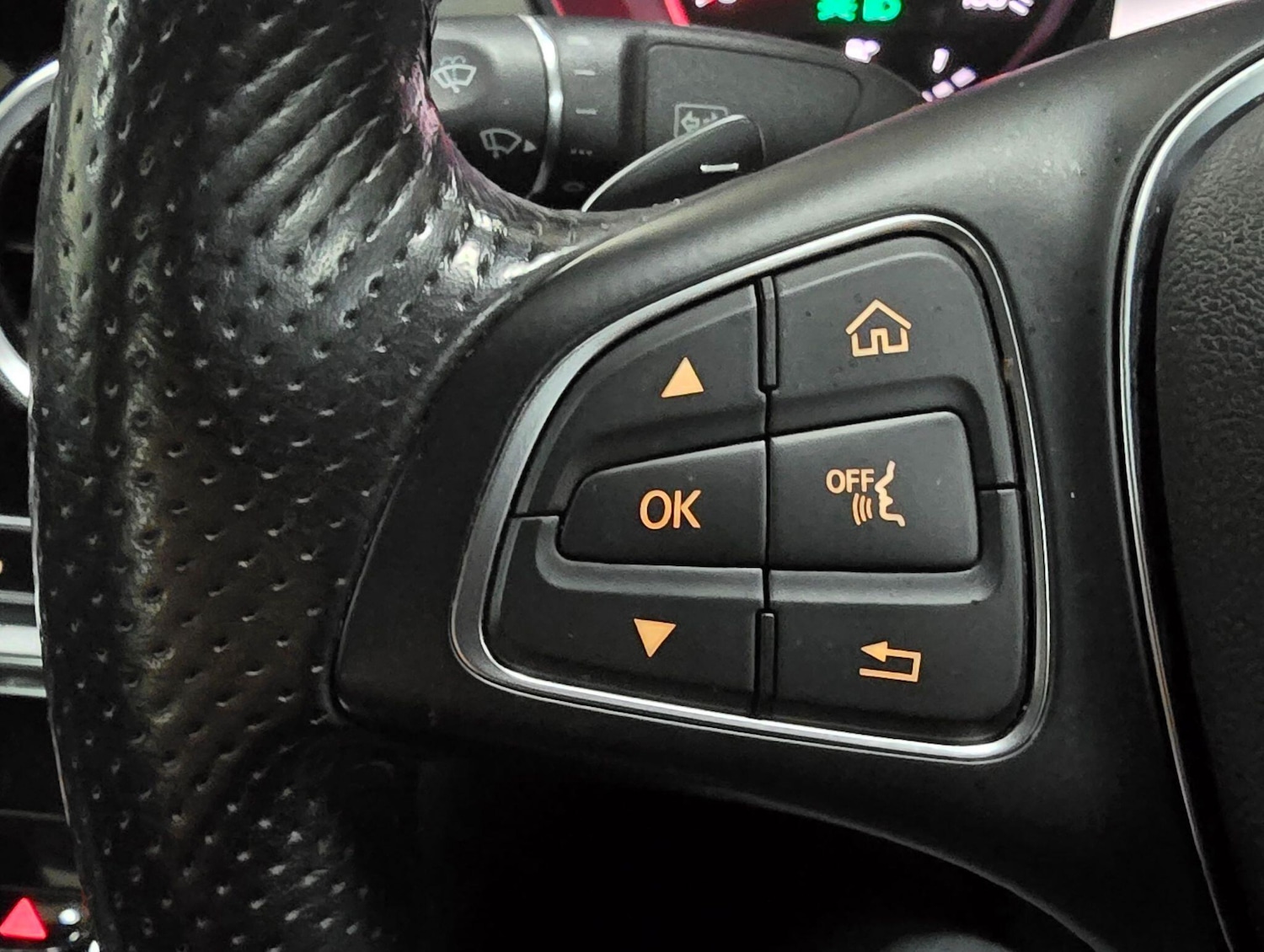 Used Mercedes-Benz C Class 2015 for sale - 77715567: Photo 26