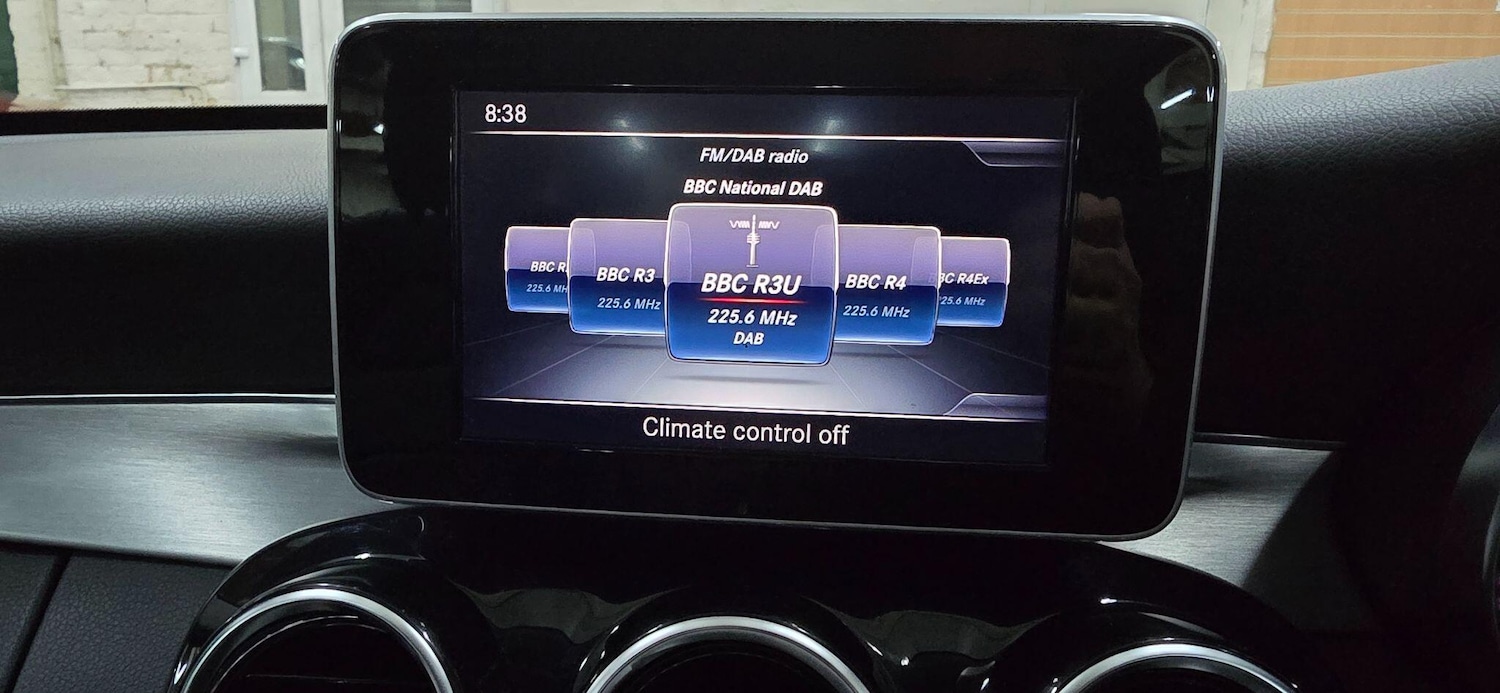 Used Mercedes-Benz C Class 2015 for sale - 77715567: Photo 29