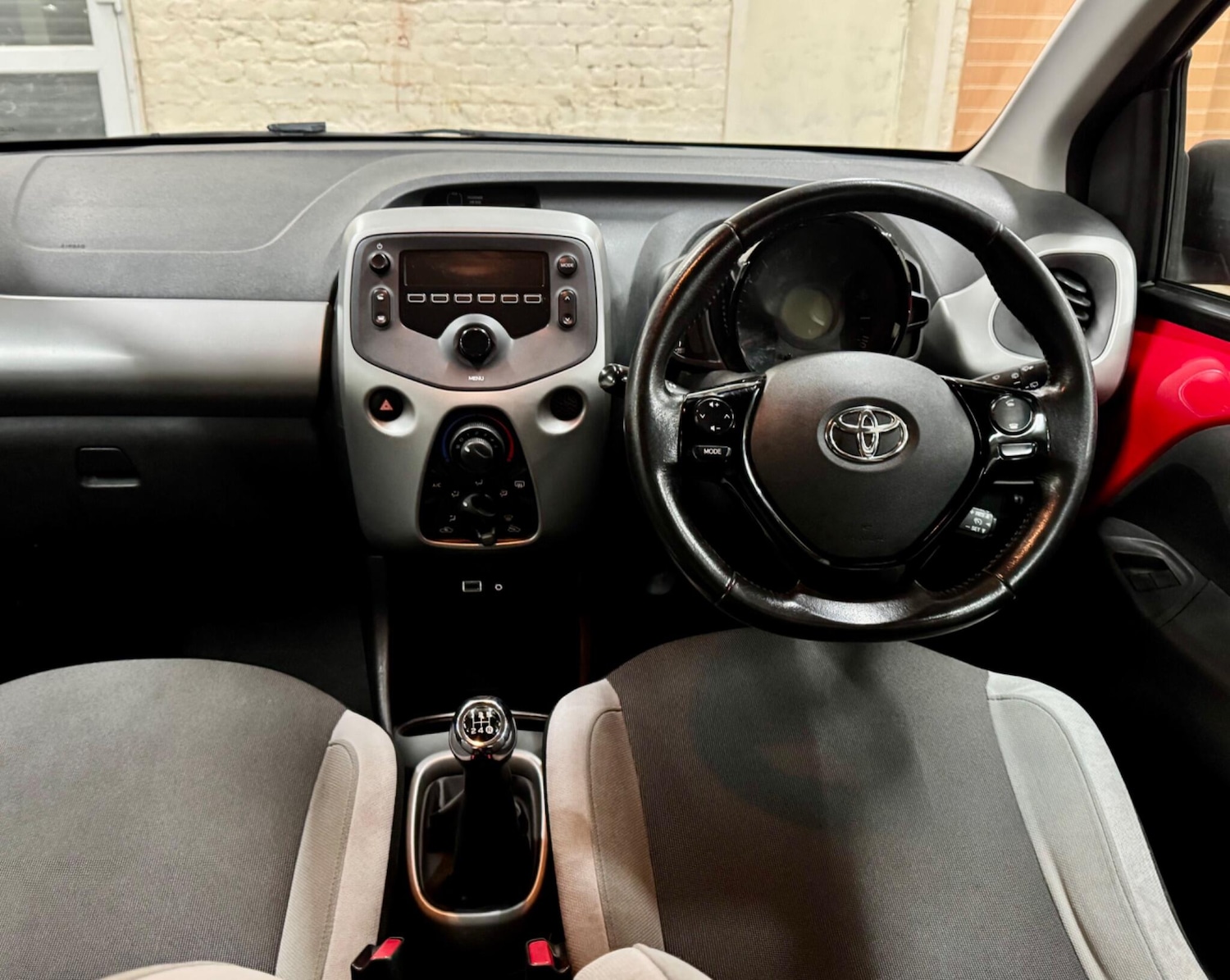 Used Toyota AYGO 2018 for sale - 76888941: Photo 13
