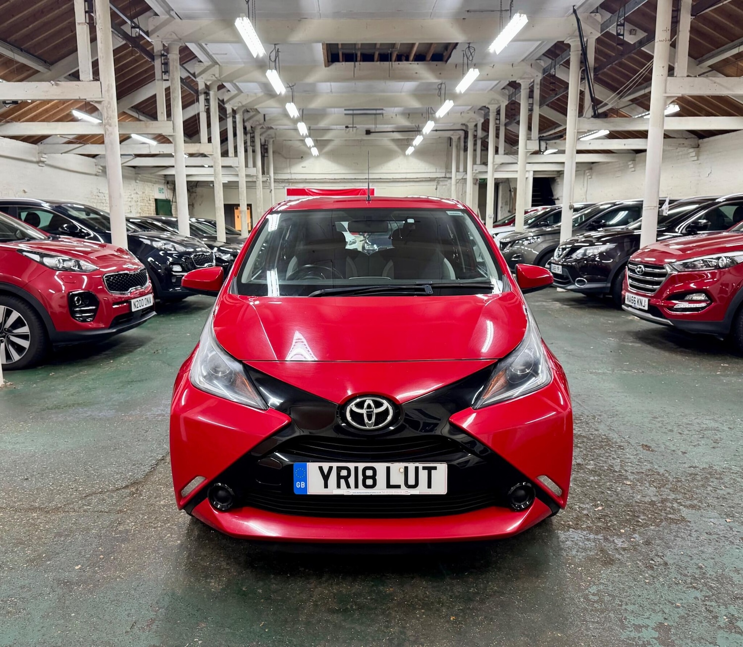 Used Toyota AYGO 2018 for sale - 76888941: Photo 3