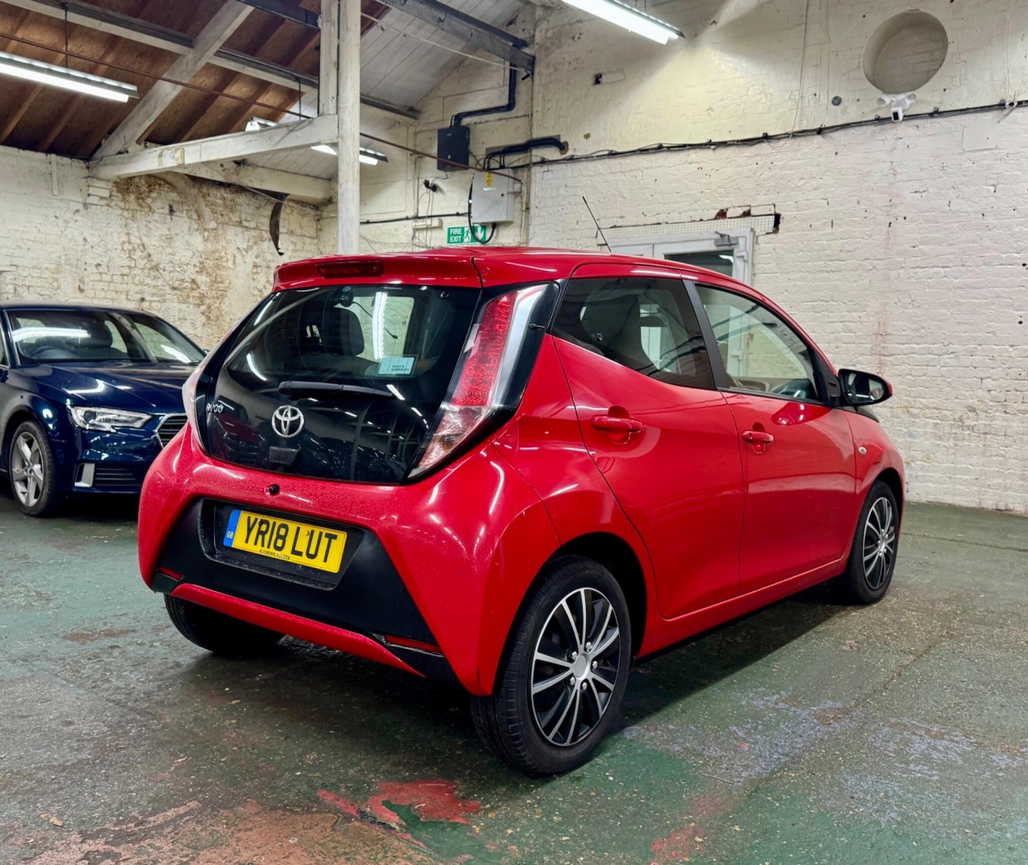Used Toyota AYGO 2018 for sale - 76888941: Photo 9