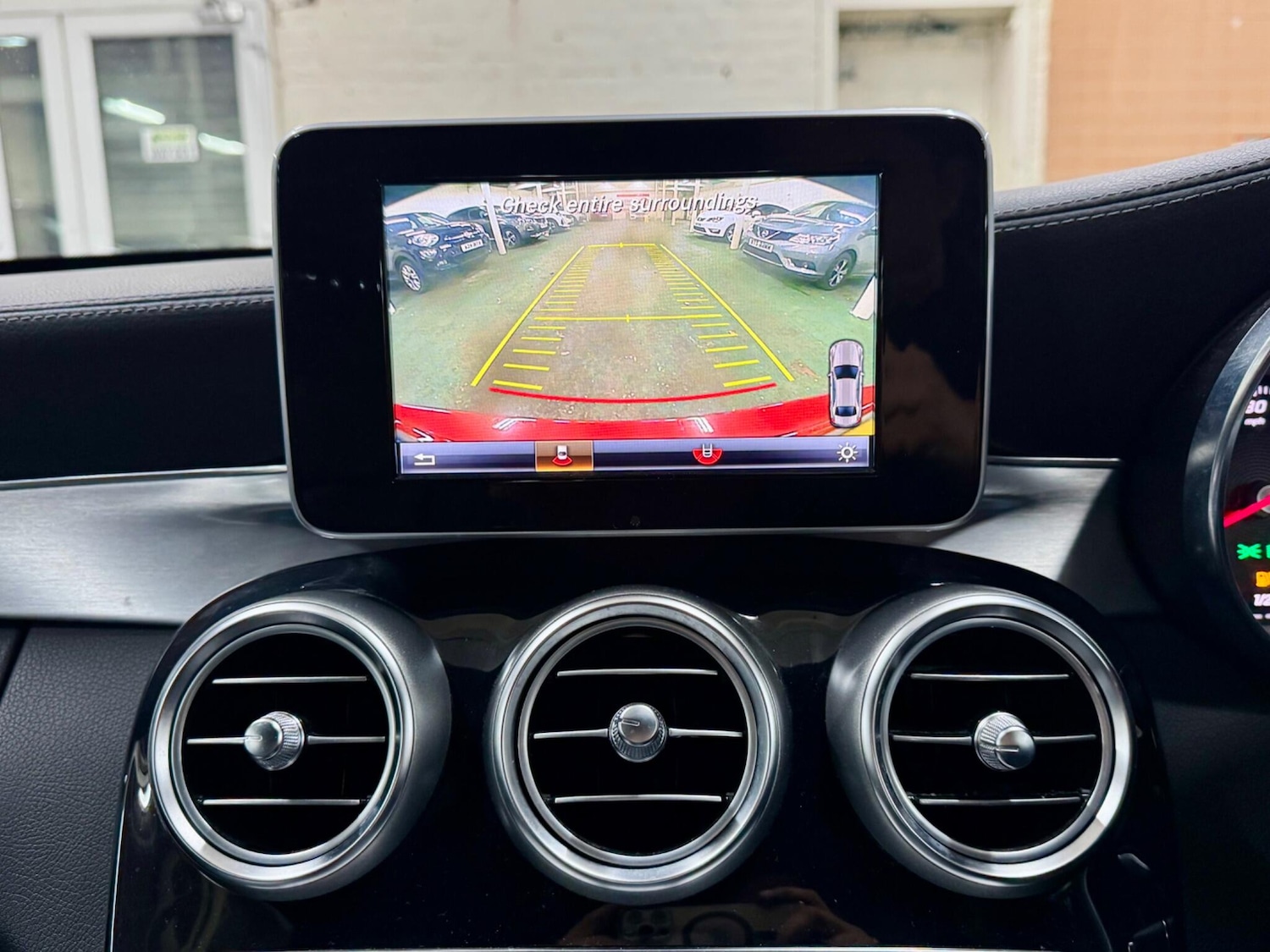 Used Mercedes-Benz C Class 2014 for sale - 77394214: Photo 22