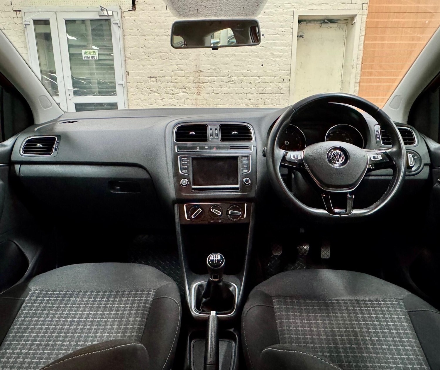 Used Volkswagen Polo 2016 for sale - 77205807: Photo 12