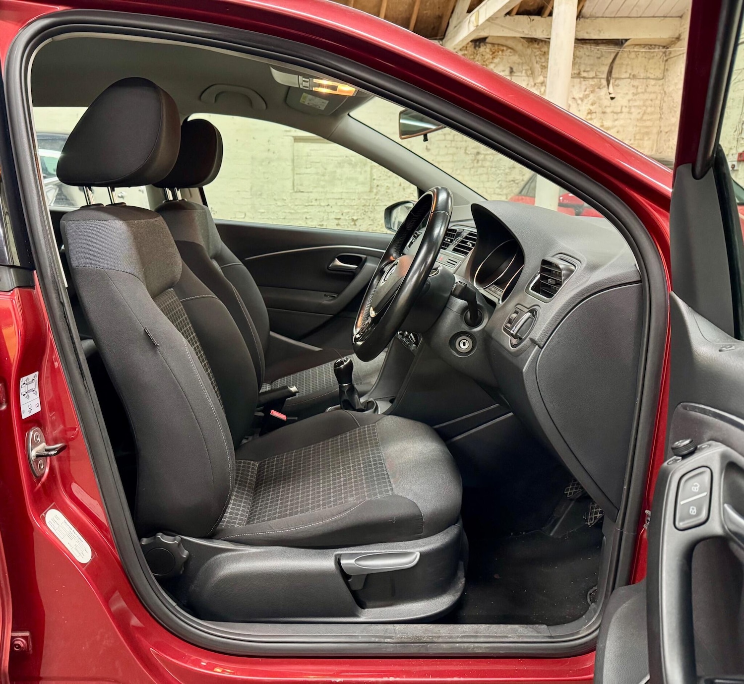 Used Volkswagen Polo 2016 for sale - 77205807: Photo 15