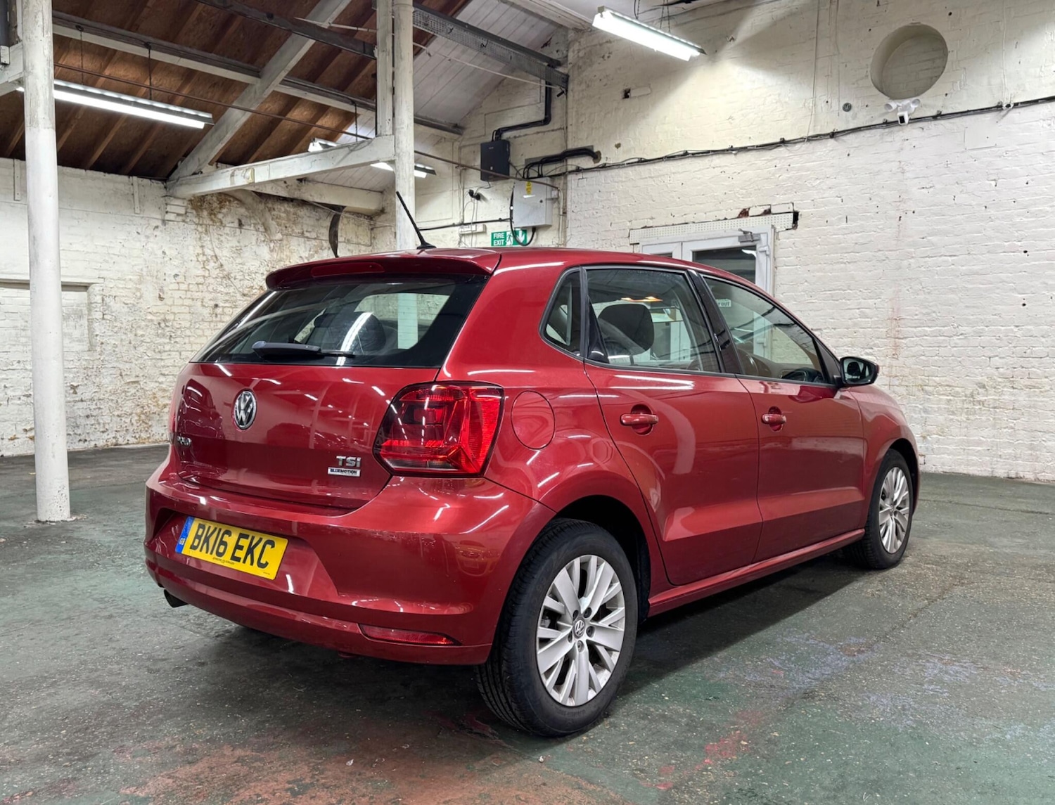 Used Volkswagen Polo 2016 for sale - 77205807: Photo 9