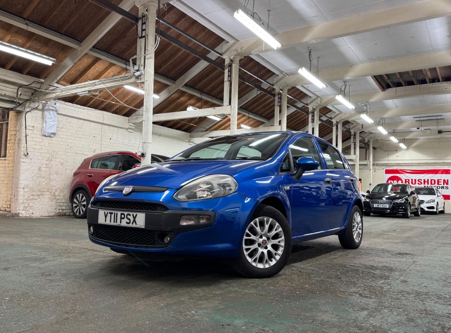 Used Fiat Punto Evo 2011 for sale - 77051637: Photo 2