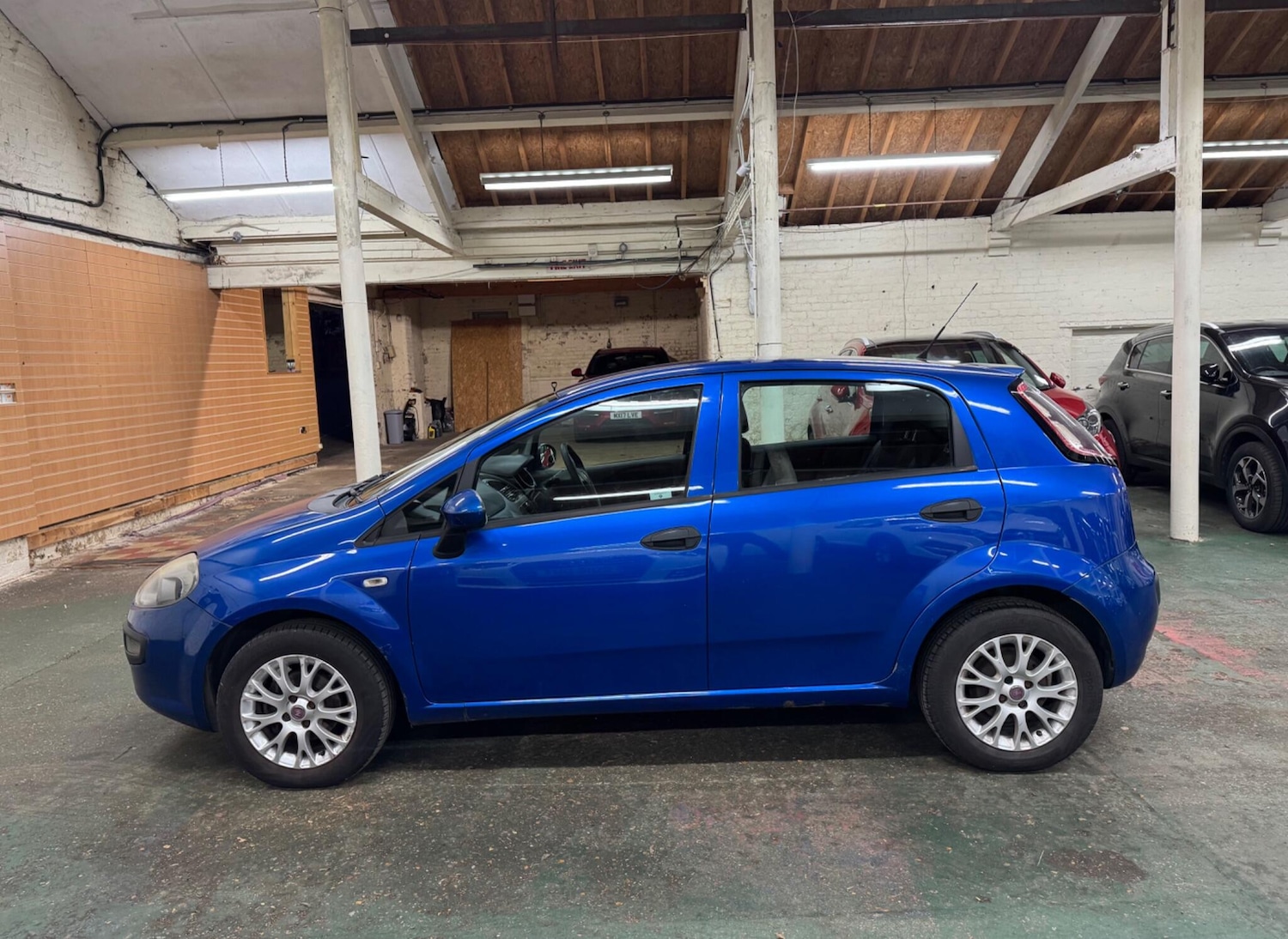 Used Fiat Punto Evo 2011 for sale - 77051637: Photo 5