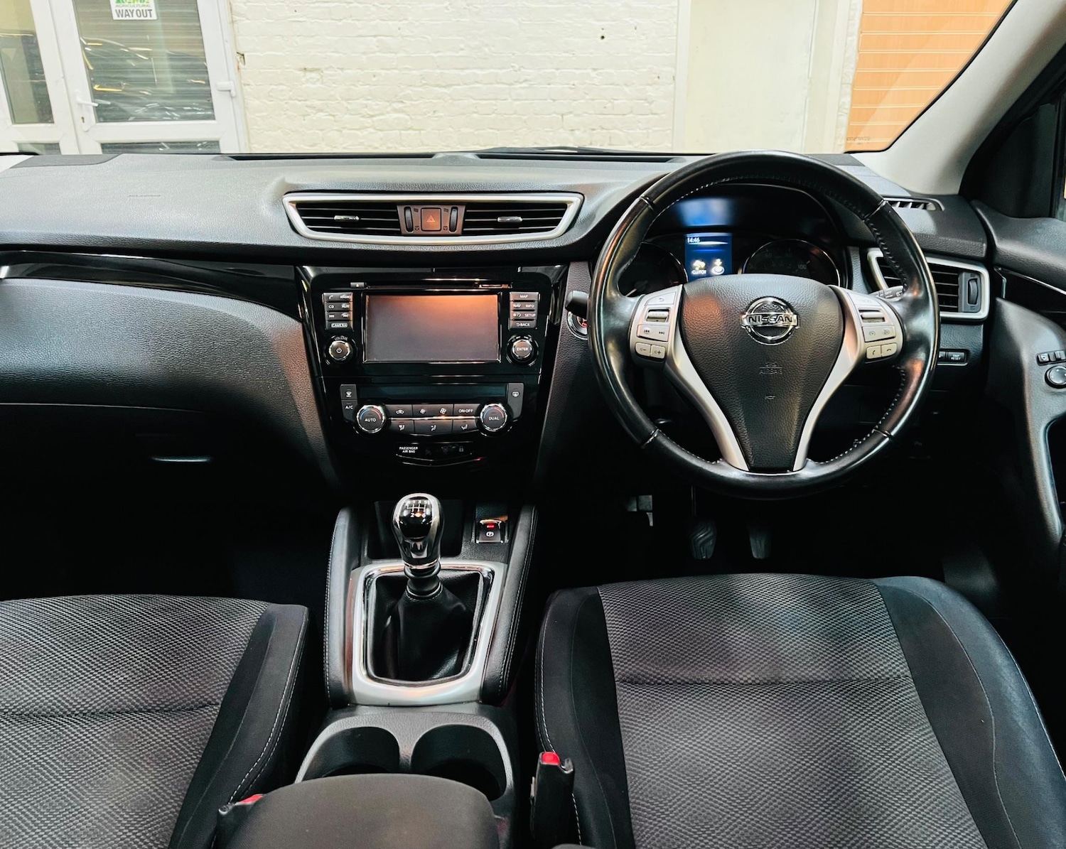 Used Nissan Qashqai 2015 for sale - 76690892: Photo 14