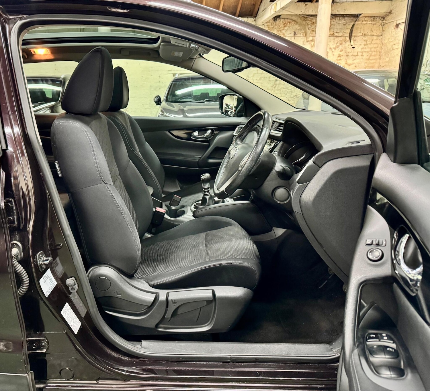 Used Nissan Qashqai 2015 for sale - 76690892: Photo 16