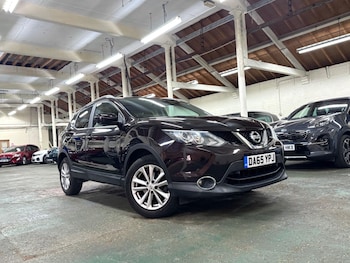 Used Nissan Qashqai 2015 for sale - 76690892: Photo