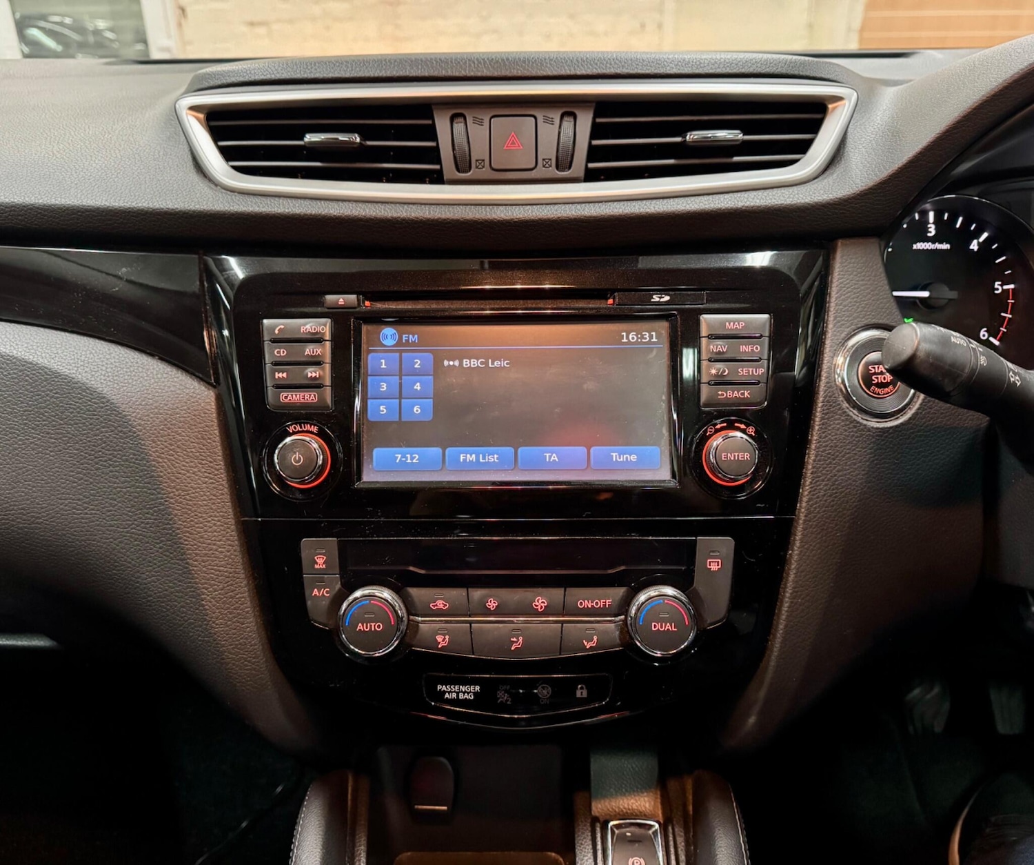 Used Nissan Qashqai 2015 for sale - 76690892: Photo 20