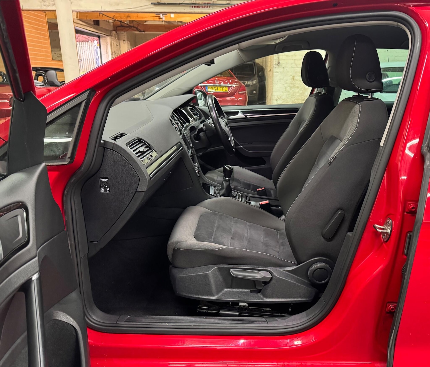 Used Volkswagen Golf 2015 for sale - 77421228: Photo 16