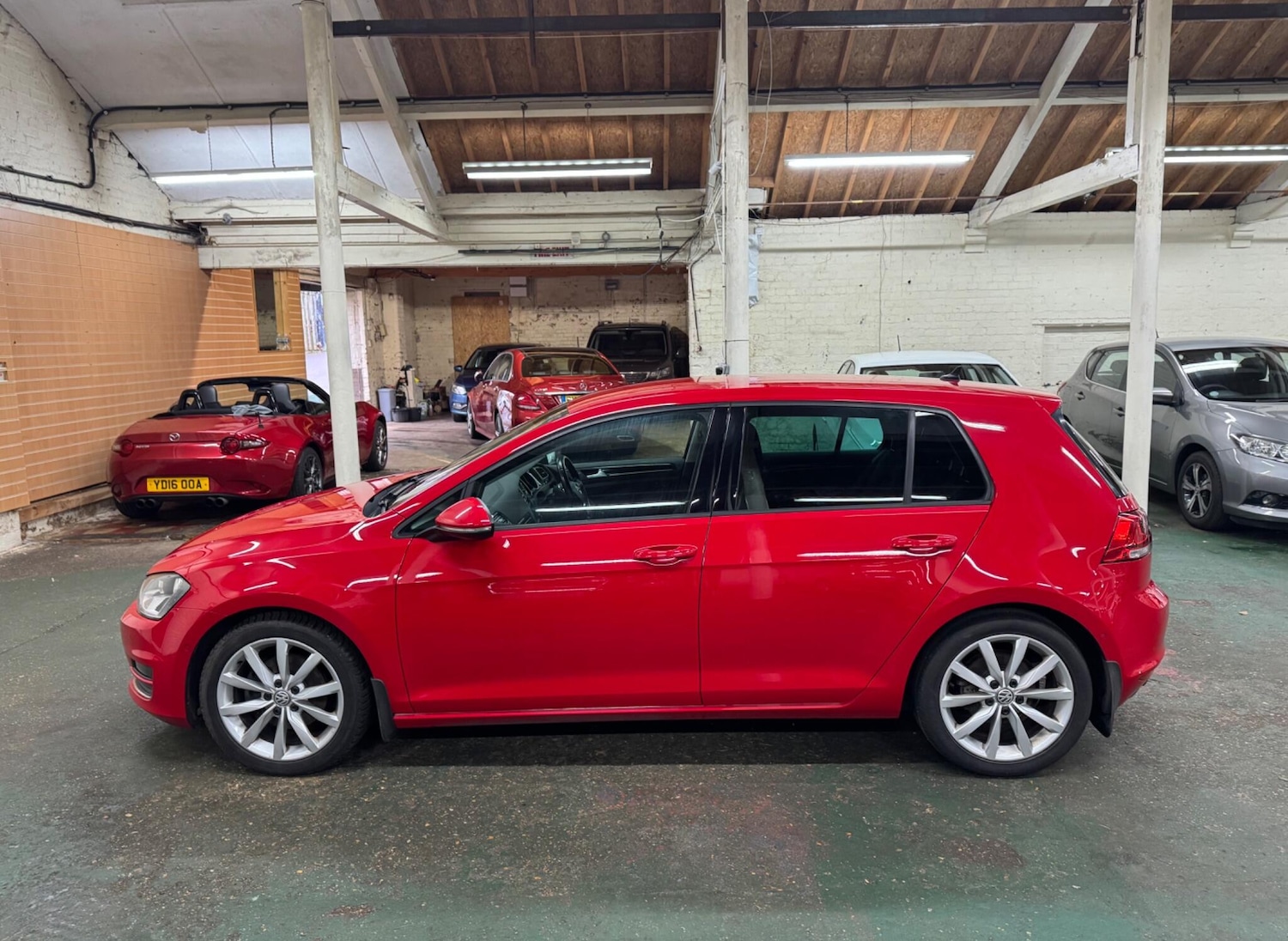 Used Volkswagen Golf 2015 for sale - 77421228: Photo 5