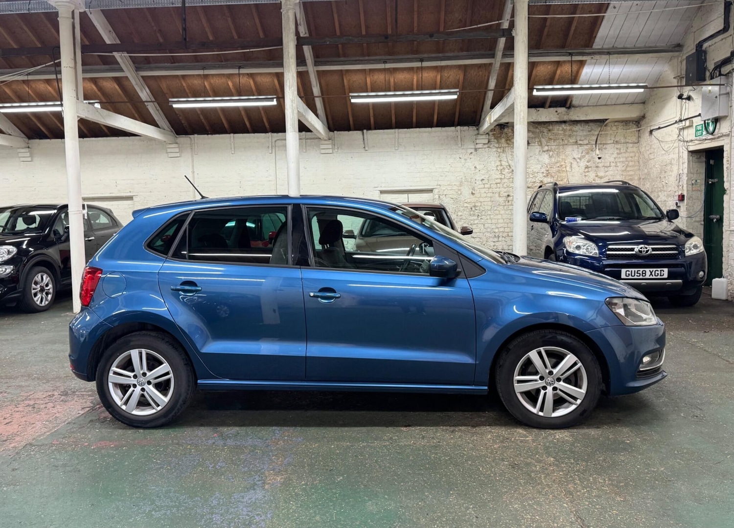 Used Volkswagen Polo 2016 for sale - 77321434: Photo 10