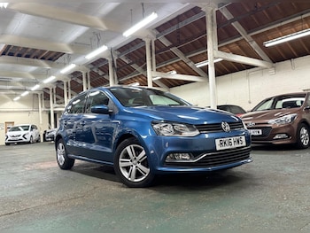 Used Volkswagen Polo 2016 for sale - 77321434: Photo