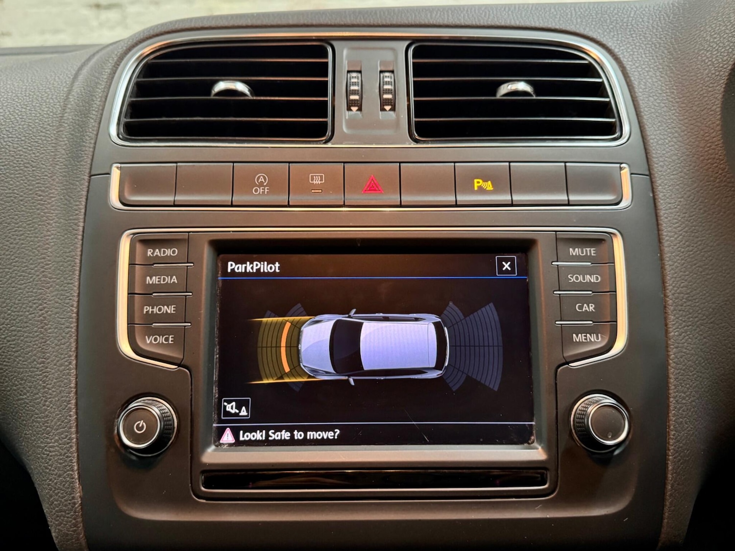 Used Volkswagen Polo 2016 for sale - 77321434: Photo 21