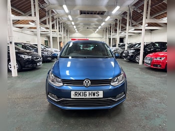 Used Volkswagen Polo 2016 for sale - 77321434: Photo
