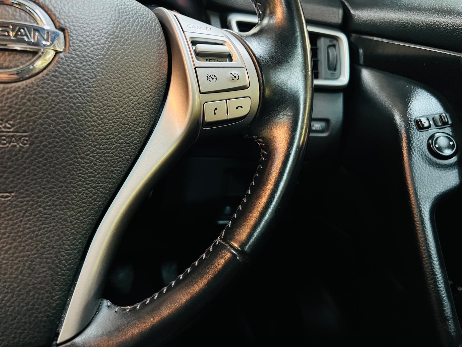 Used Nissan Qashqai 2016 for sale - 76856585: Photo 24