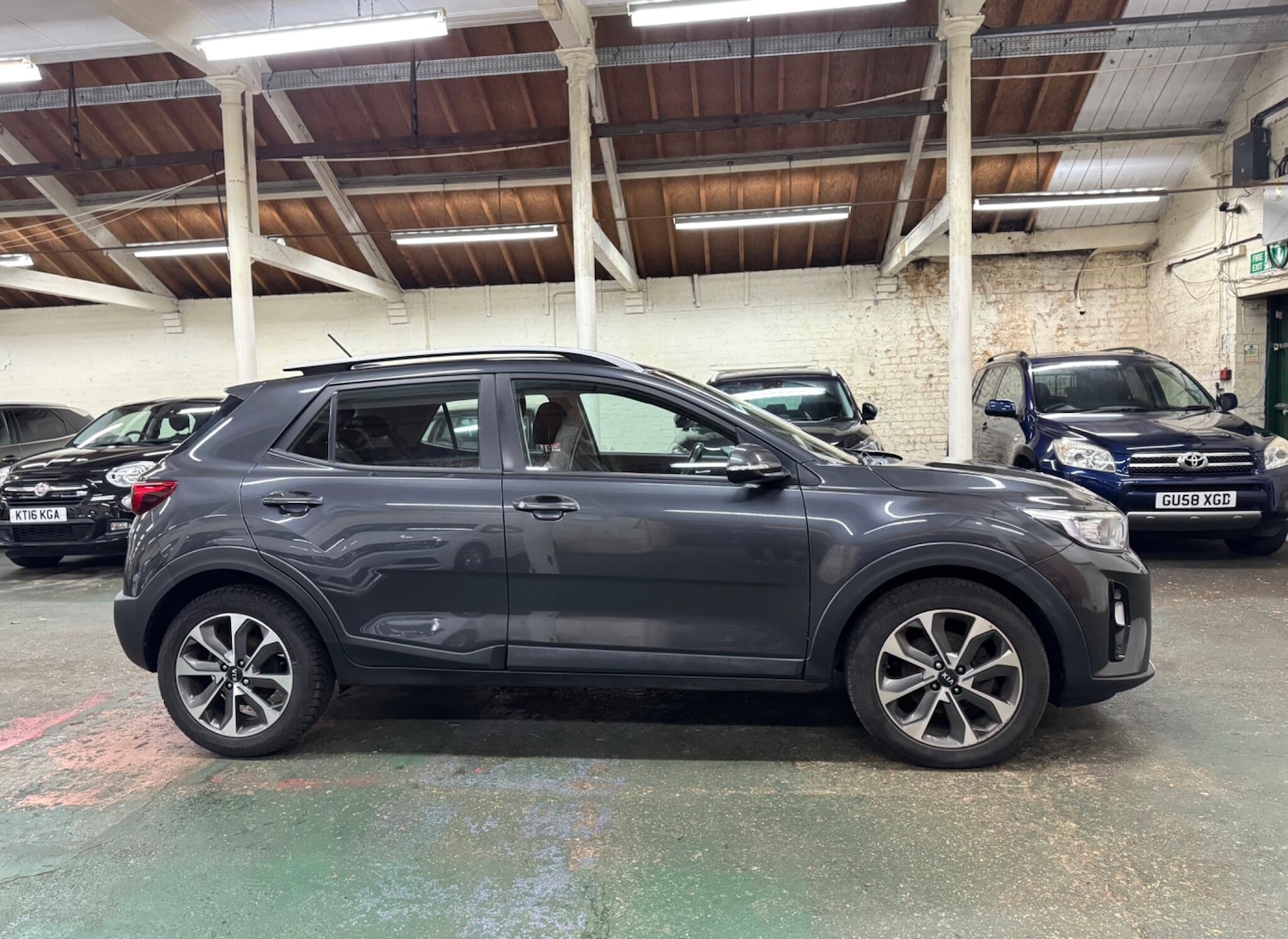 Used Kia Stonic 2019 for sale - 77421227: Photo 10