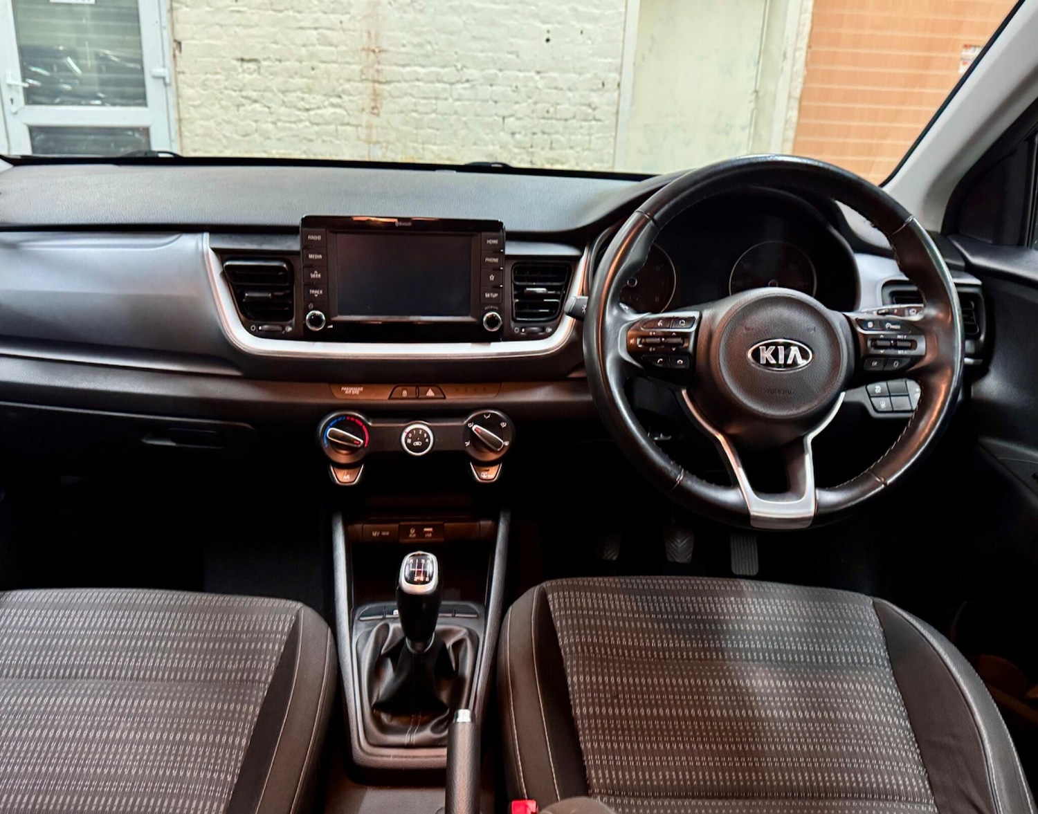 Used Kia Stonic 2019 for sale - 77421227: Photo 14