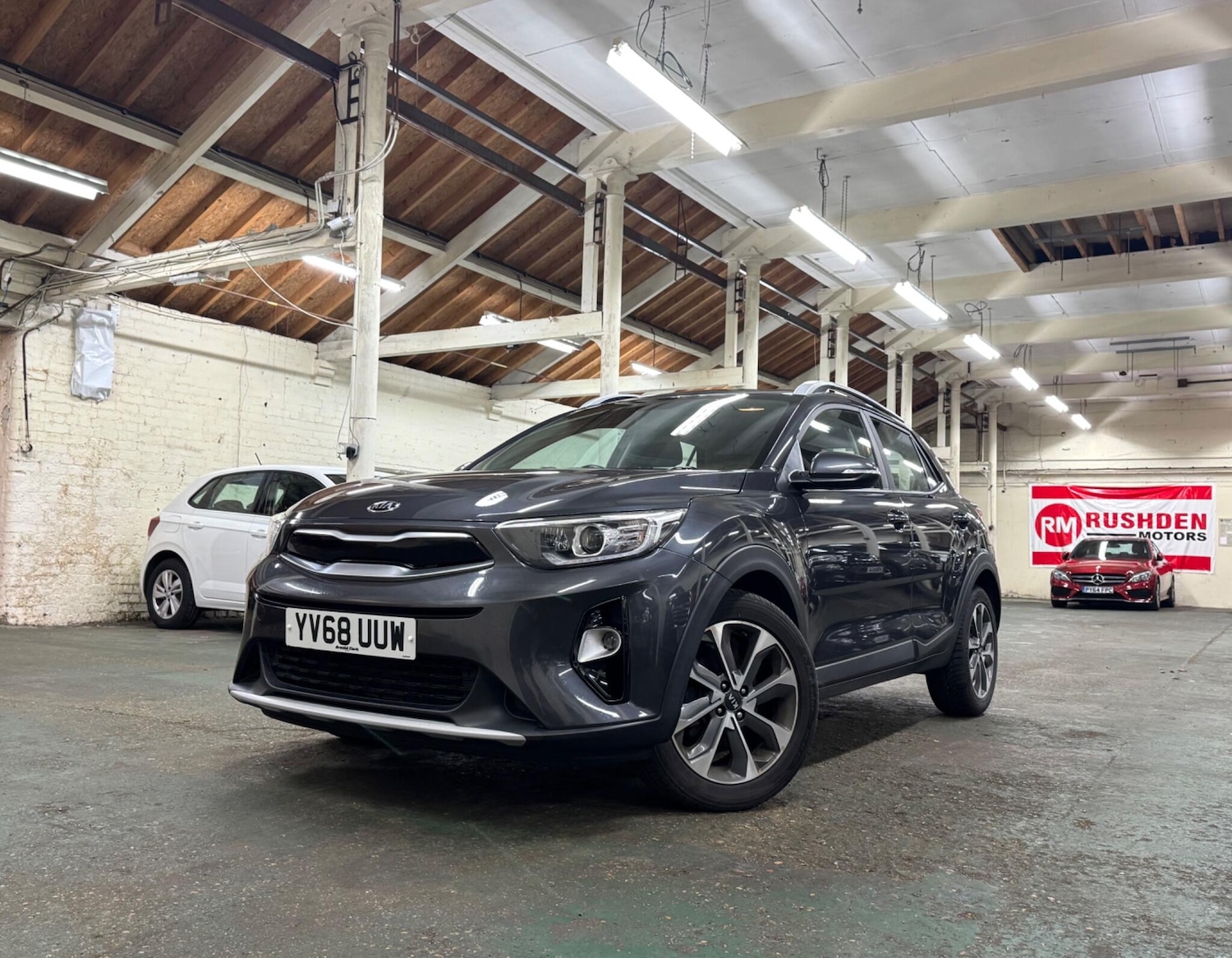 Used Kia Stonic 2019 for sale - 77421227: Photo 2