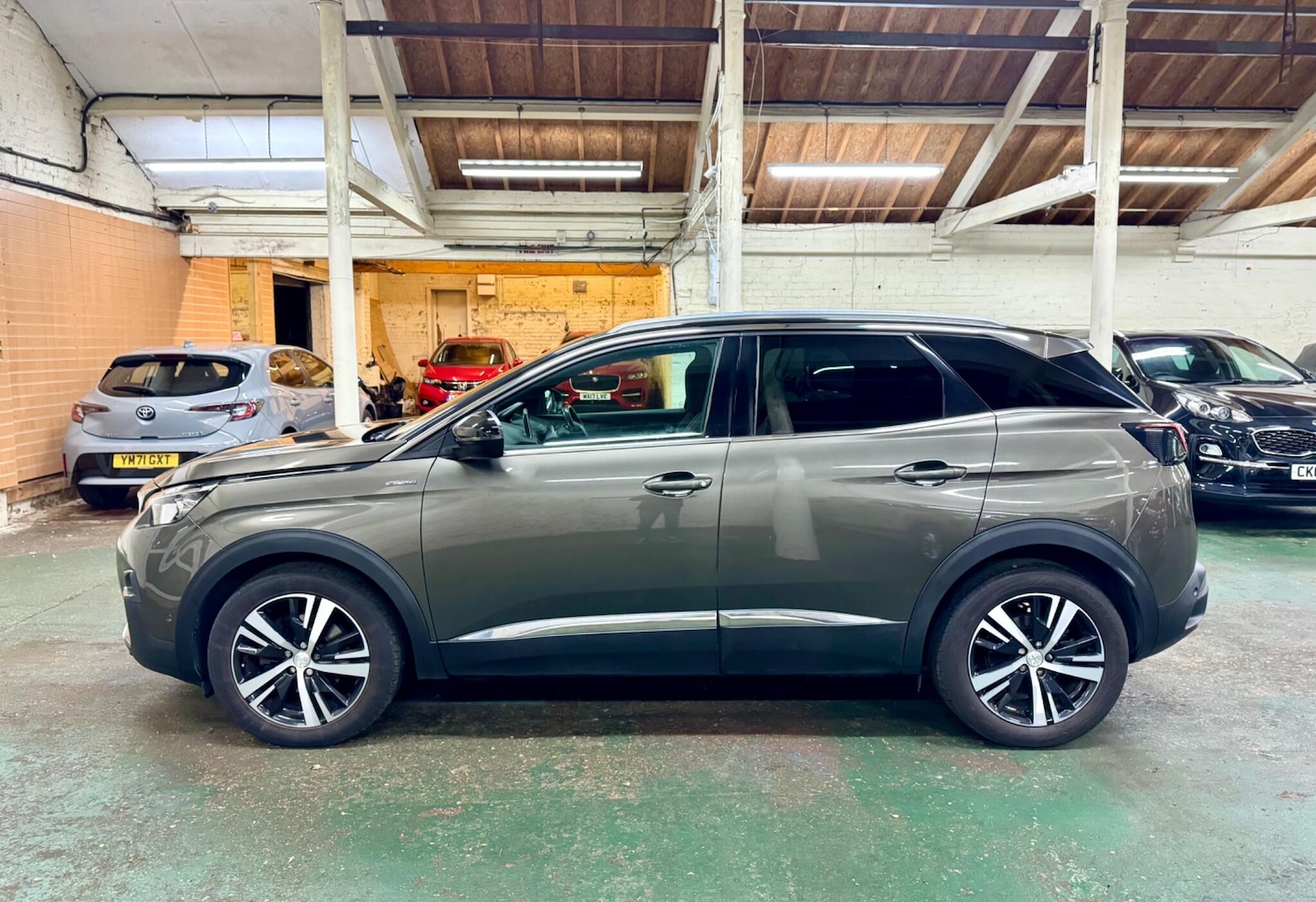 Used Peugeot 3008 2018 for sale - 76690908: Photo 5