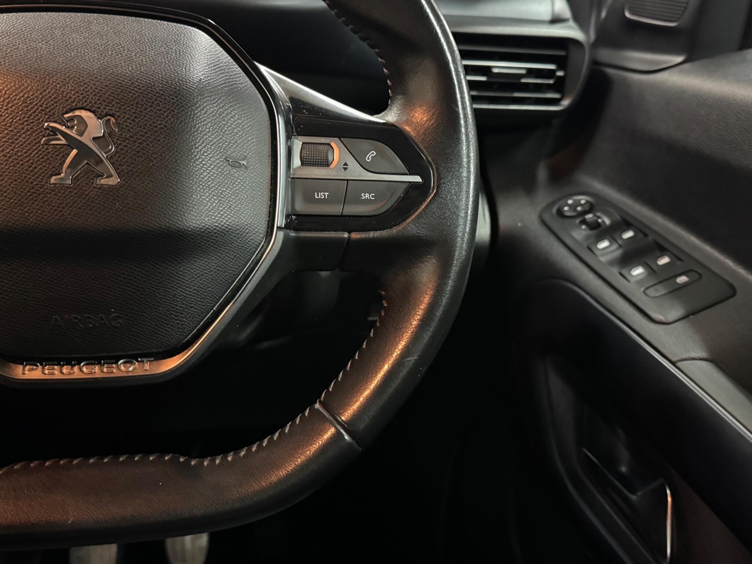 Used Peugeot Rifter 2020 for sale - 76690887: Photo 21