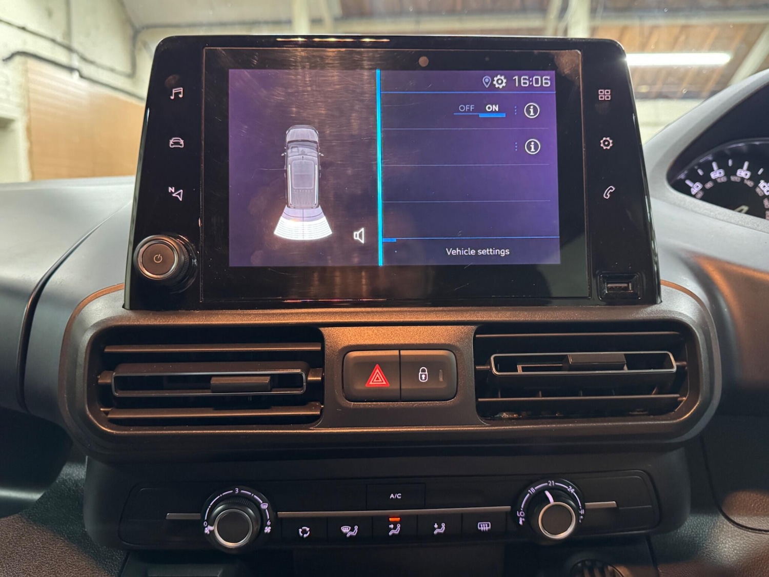 Used Peugeot Rifter 2020 for sale - 76690887: Photo 23