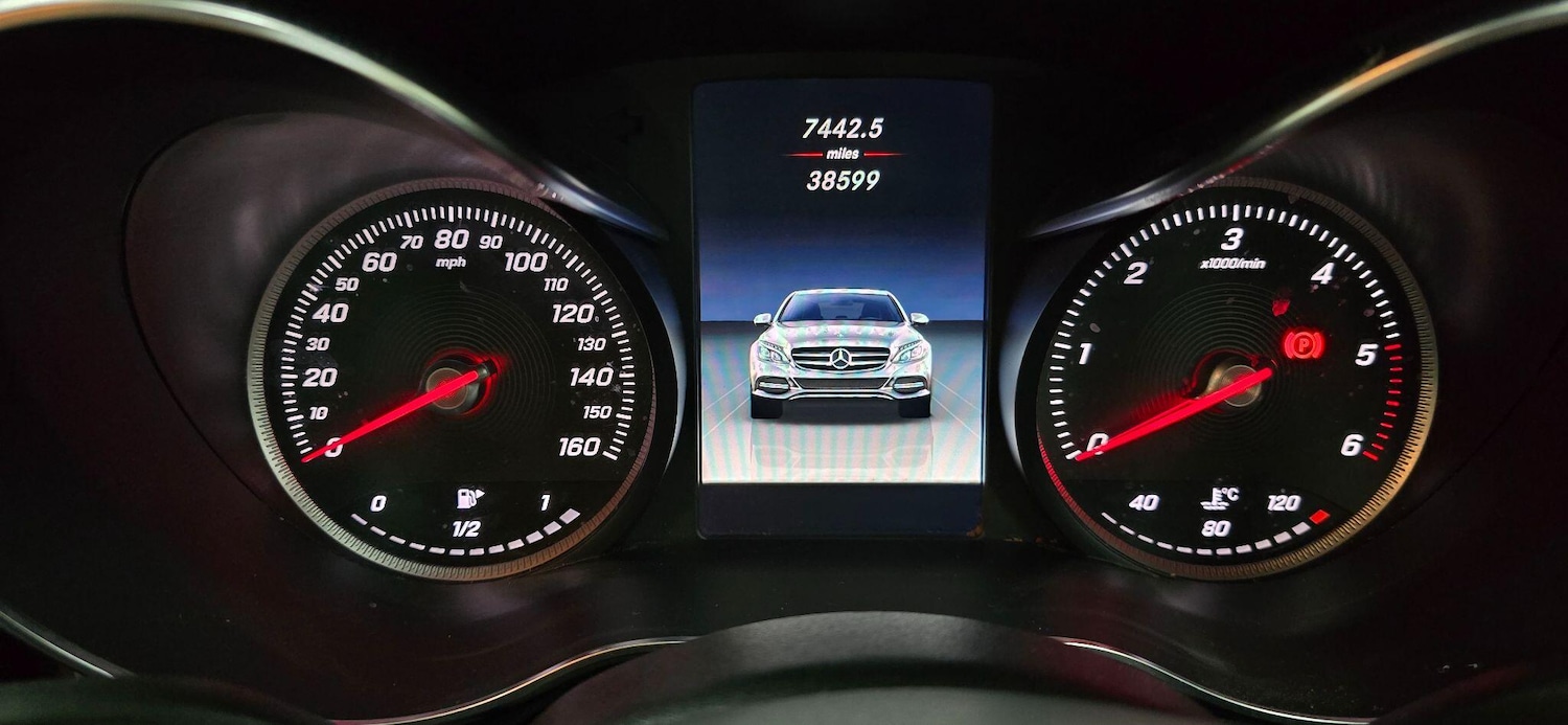 Used Mercedes-Benz C Class 2017 for sale - 77703305: Photo 25