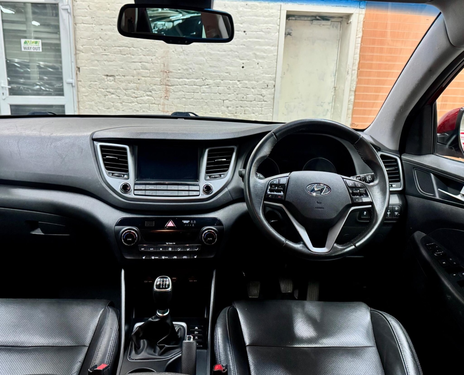 Used Hyundai TUCSON 2016 for sale - 76690901: Photo 14