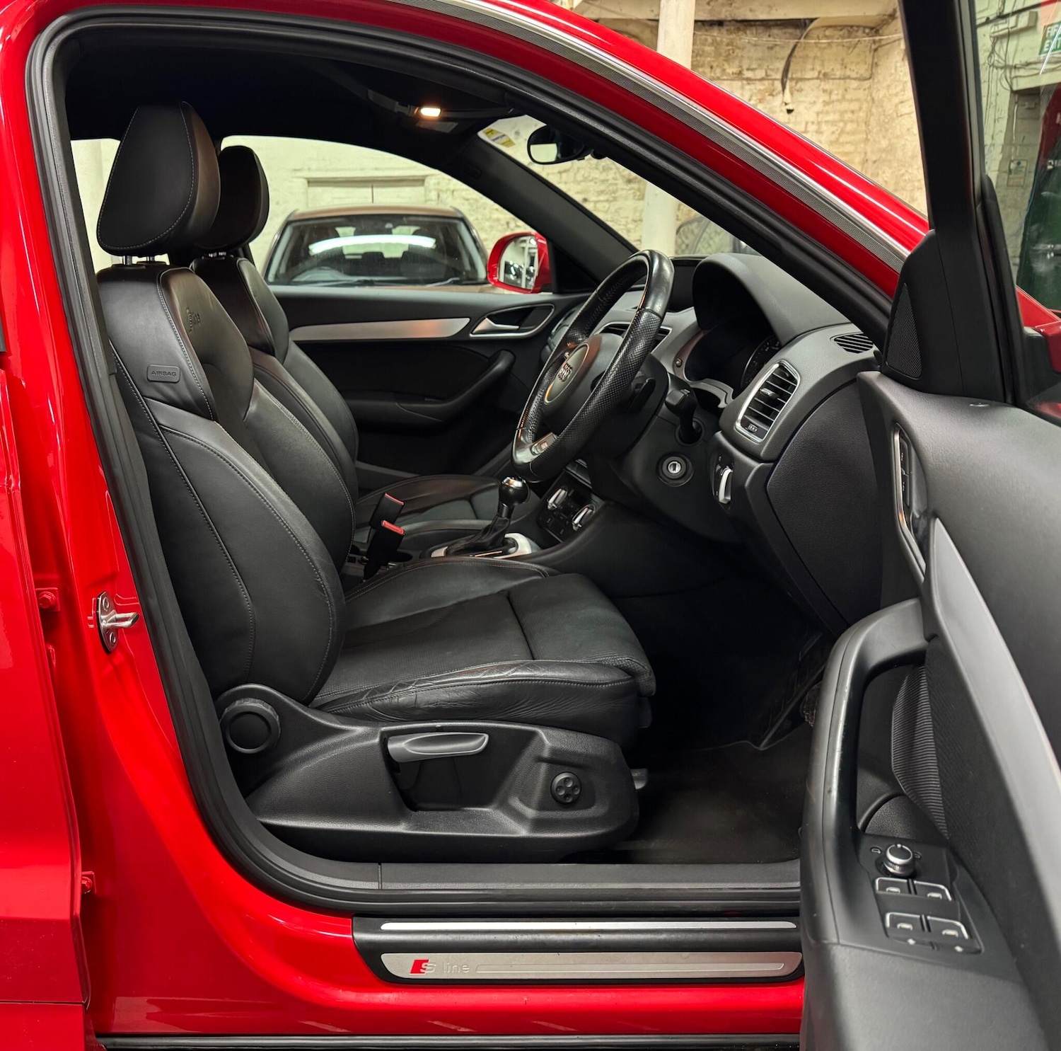 Used Audi Q3 2013 for sale - 77262846: Photo 14