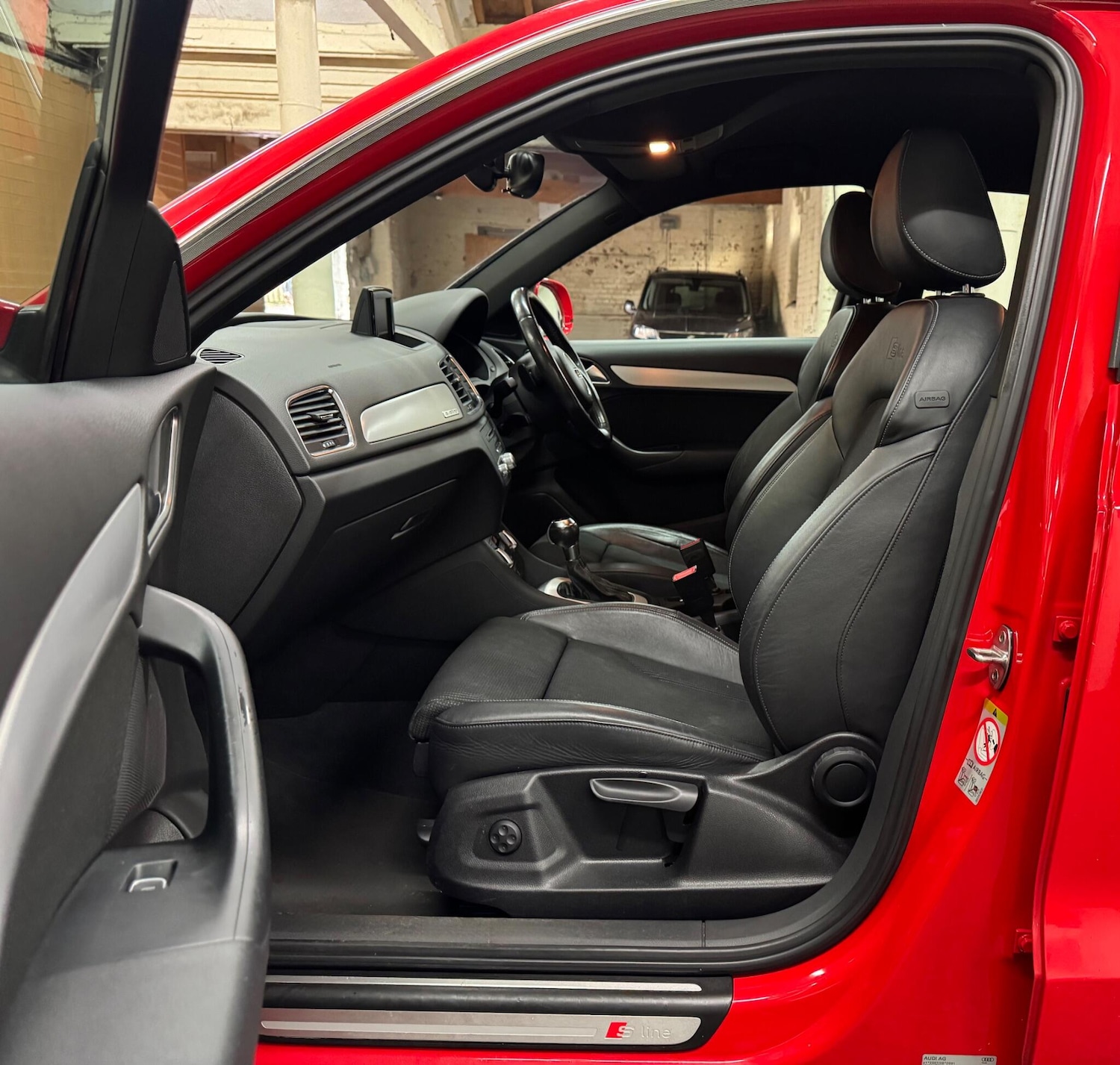 Used Audi Q3 2013 for sale - 77262846: Photo 15