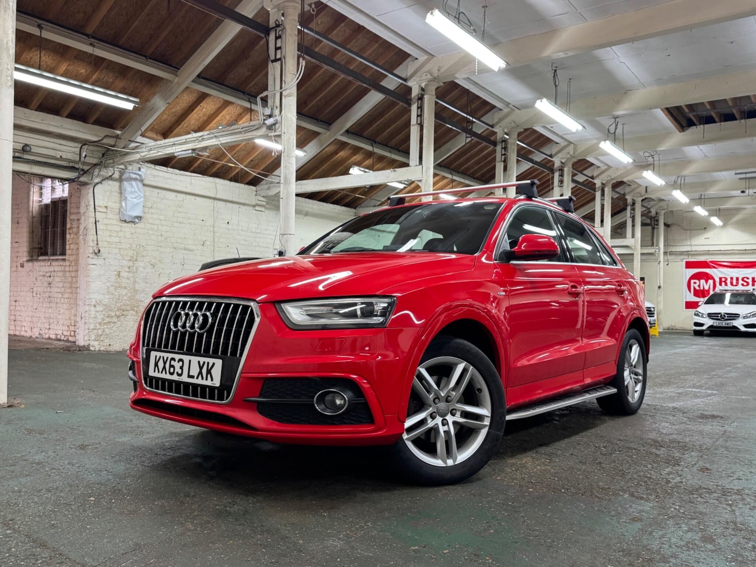 Used Audi Q3 2013 for sale - 77262846: Photo 2