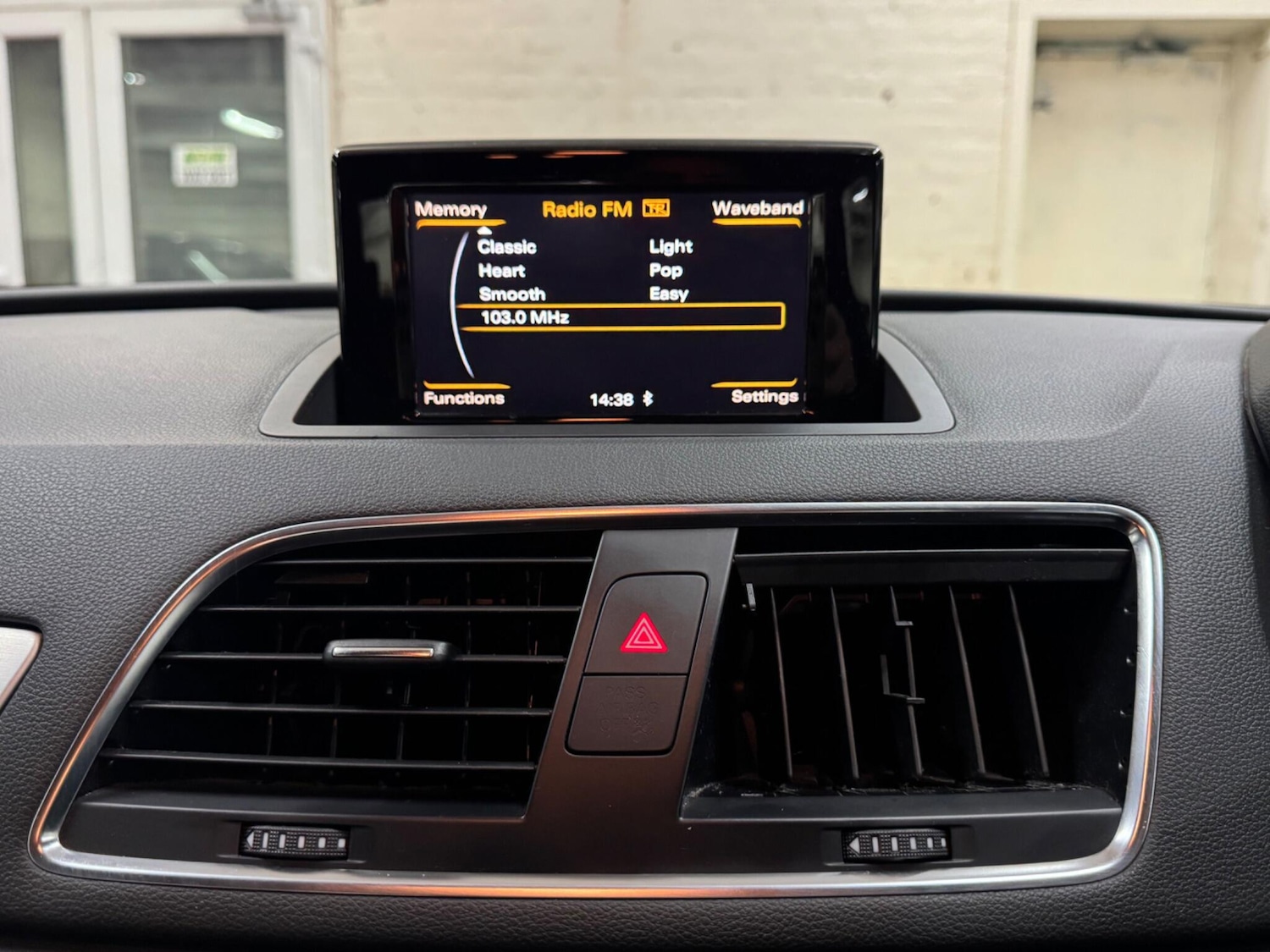 Used Audi Q3 2013 for sale - 77262846: Photo 21