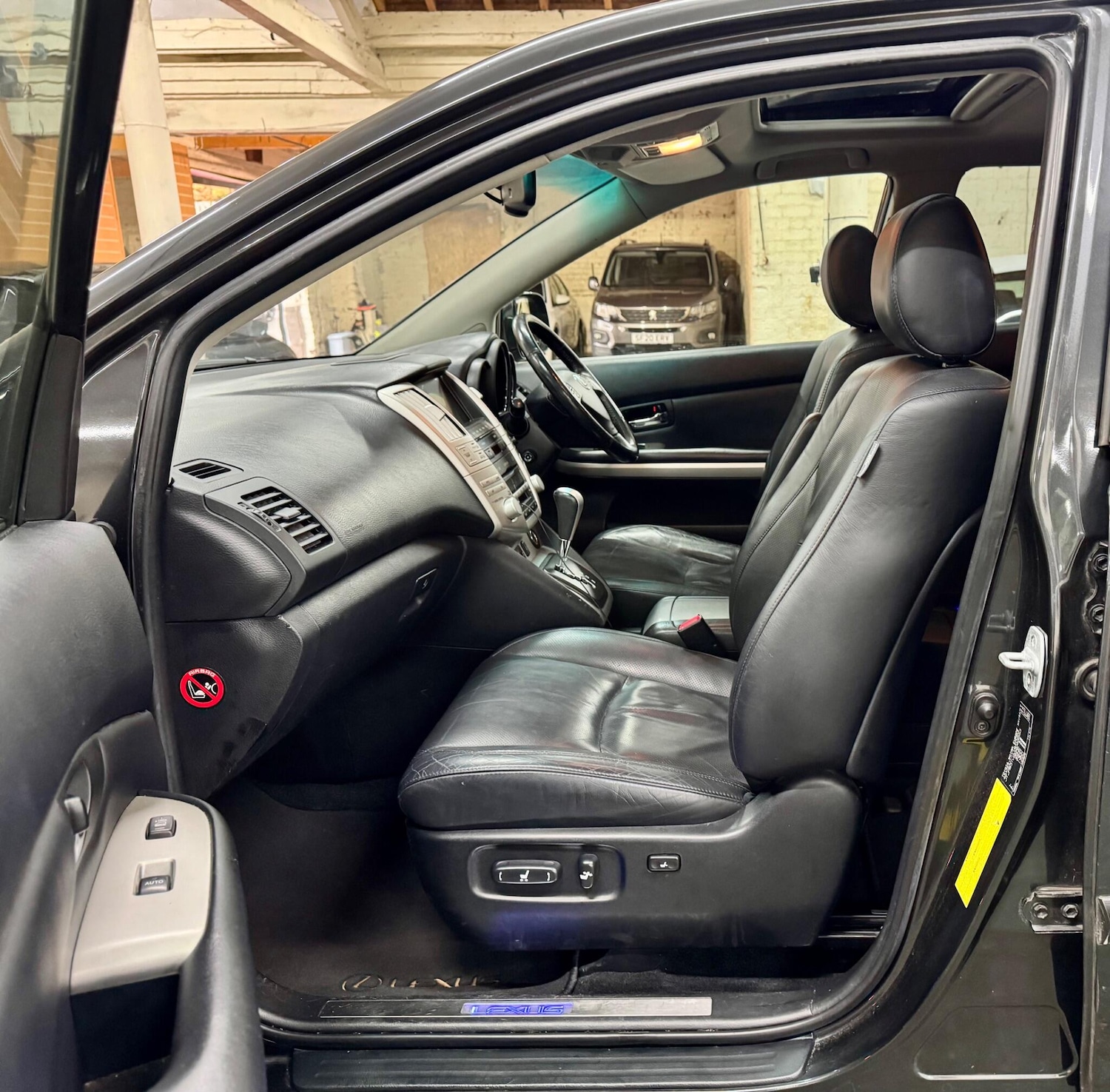 Used Lexus RX 2009 for sale - 77820004: Photo 17