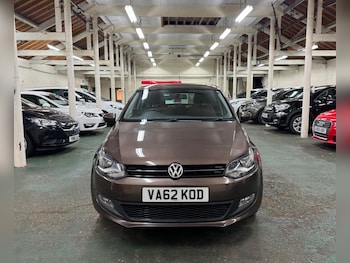 Used Volkswagen Polo 2013 for sale - 77321435: Photo