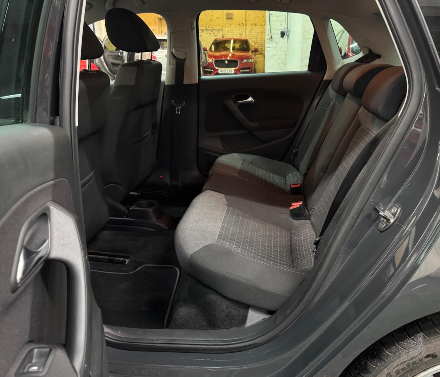 Used Volkswagen Polo 2017 for sale - 76949830: Photo 18