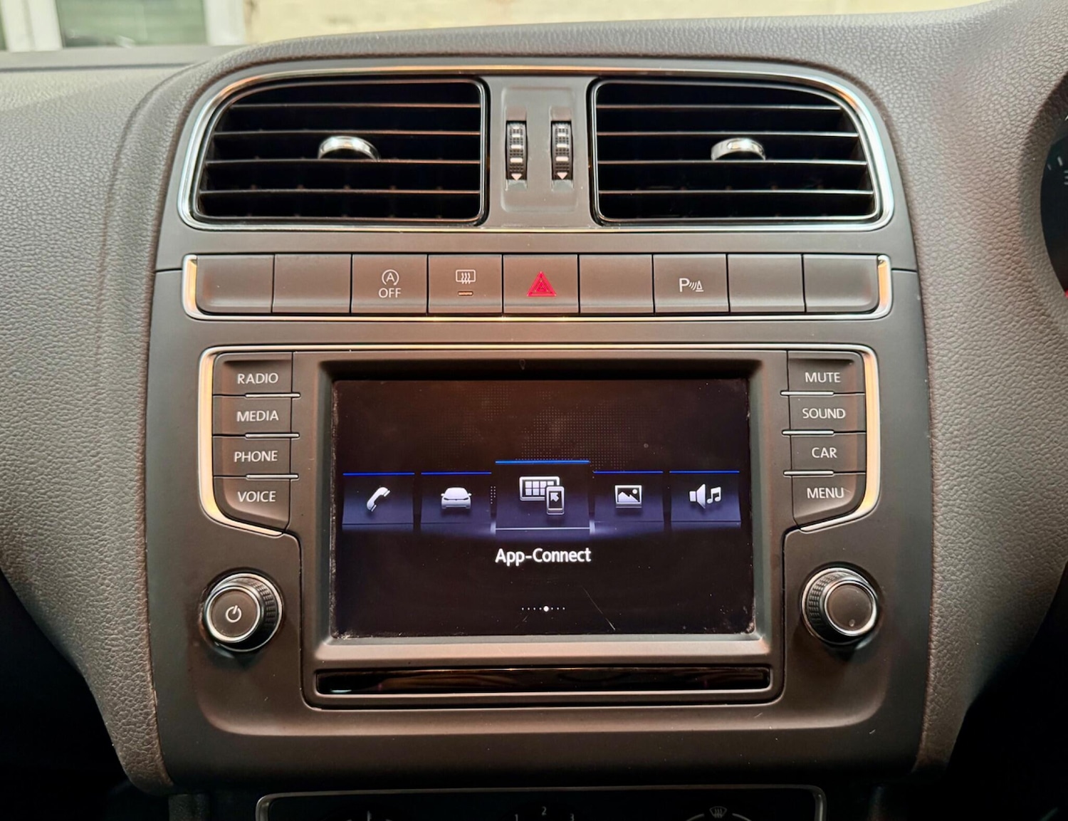 Used Volkswagen Polo 2017 for sale - 76949830: Photo 19