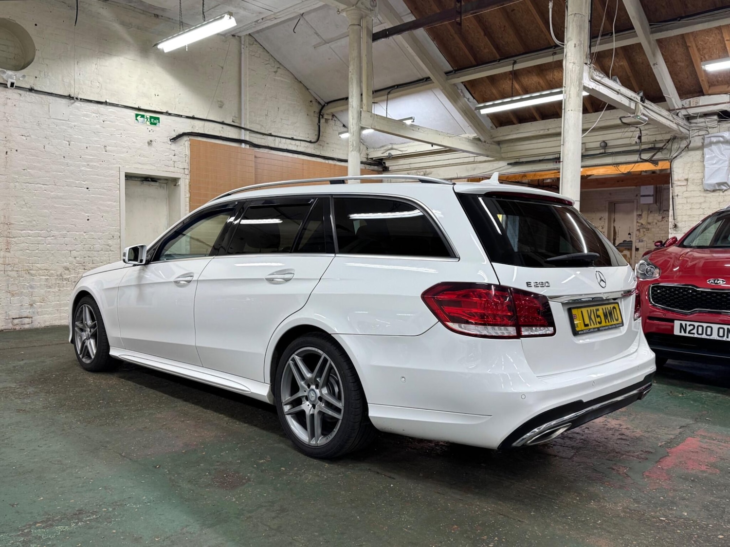 Used Mercedes-Benz E Class 2015 for sale - 77020261: Photo 6