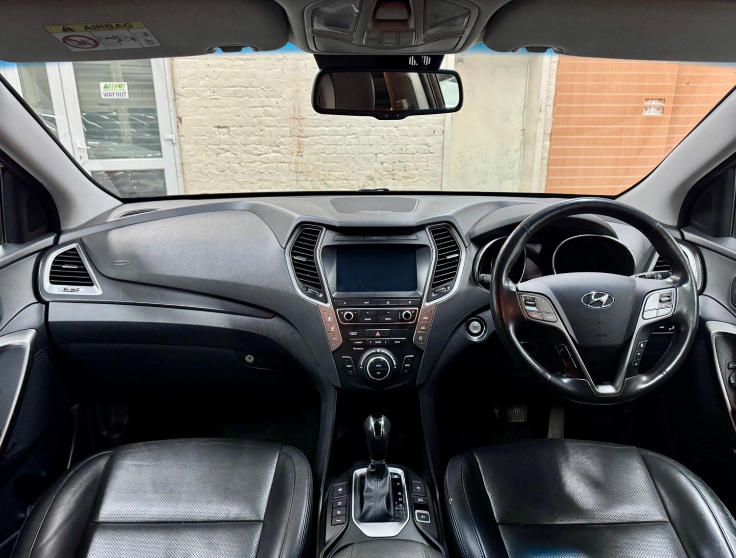 Used Hyundai Santa Fe 2016 for sale - 77841654: Photo 12