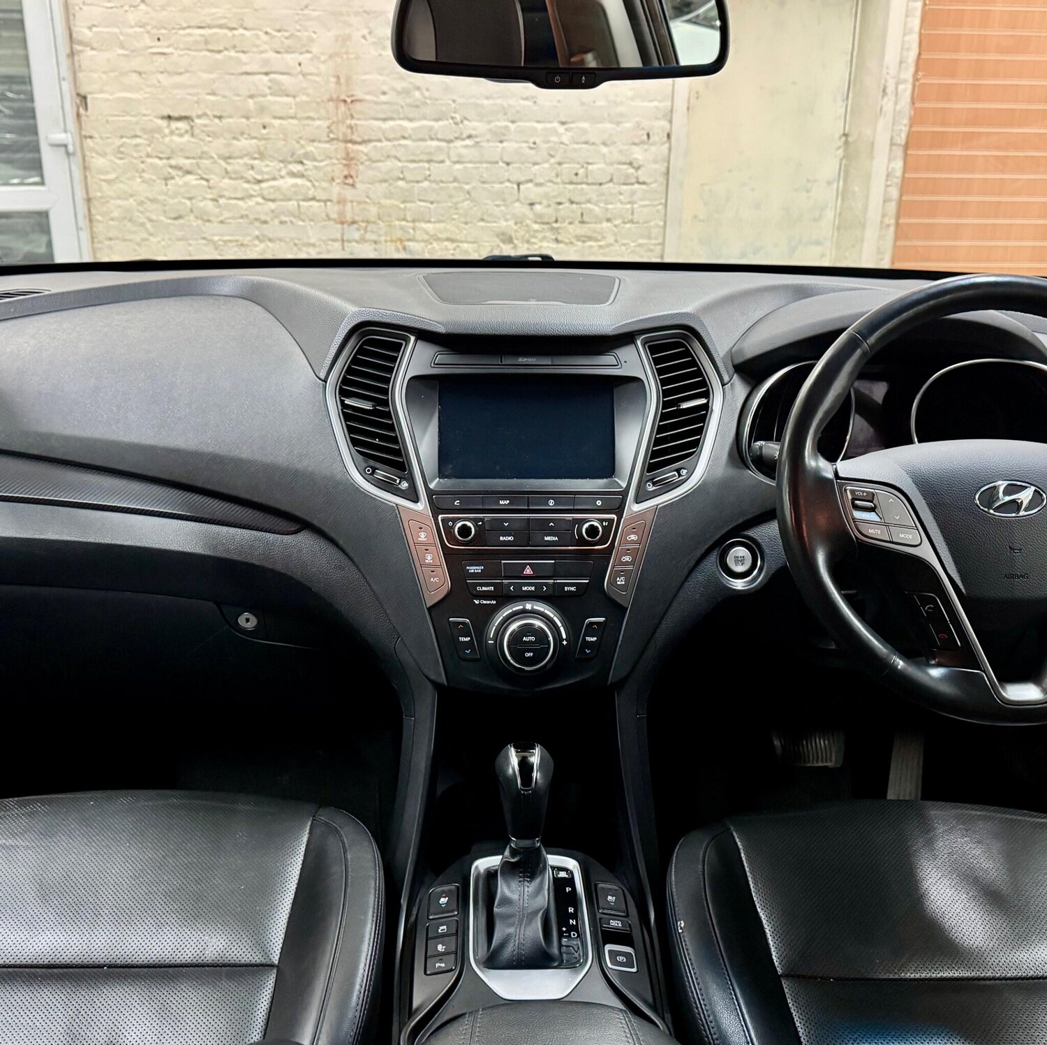 Used Hyundai Santa Fe 2016 for sale - 77841654: Photo 14